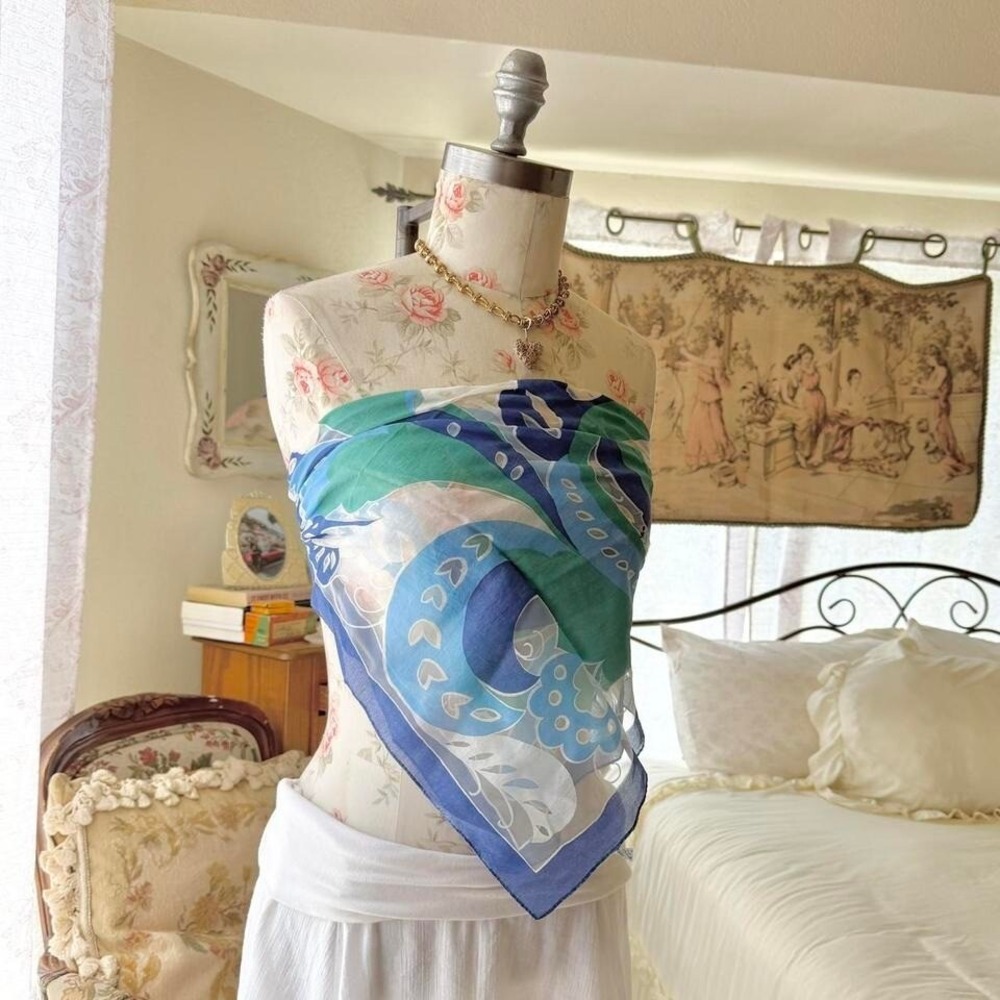 blue vintage‎ scarf